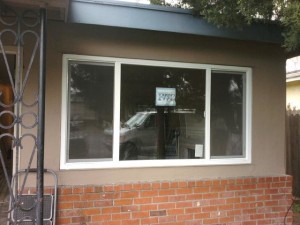 Newly installed vinyl retrofit window. With the new window, this house is going to benefit from better insulation this summer. Job was done in Pittsburg, CA.